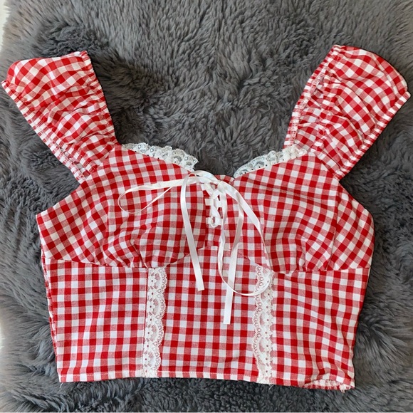 Red Gingham Print Cropped Top - Picture 5 of 6